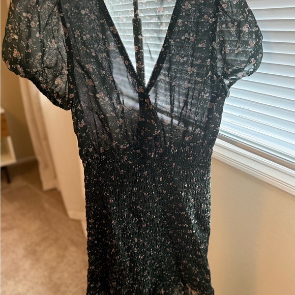 ISALIS Floral V-Neck Smocked Waist Mini Dress - Dark Green - Picture 4 of 5